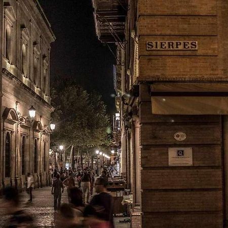 Casa Con Piscina Junto Catedral De Sevilla ภายนอก รูปภาพ