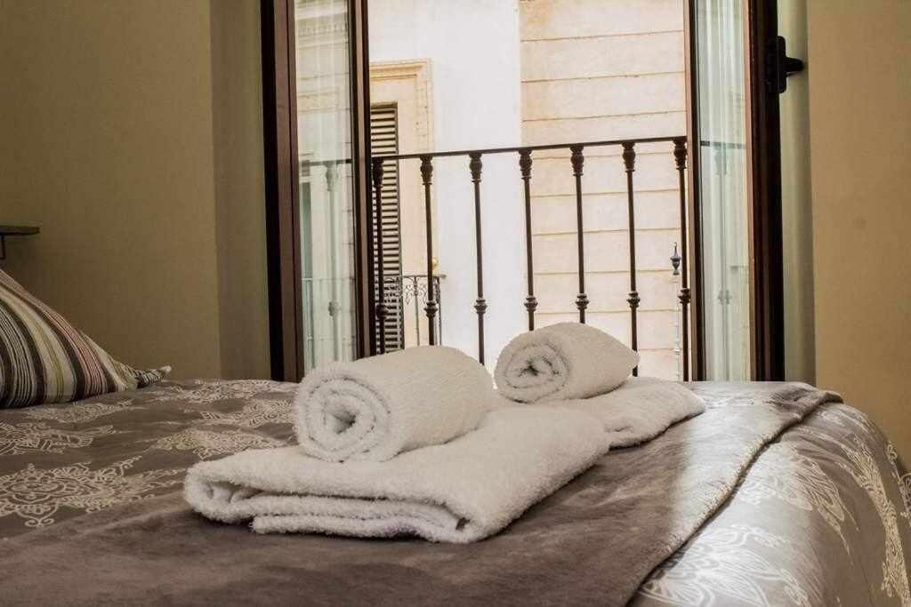 Casa Con Piscina Junto Catedral De Sevilla ภายนอก รูปภาพ