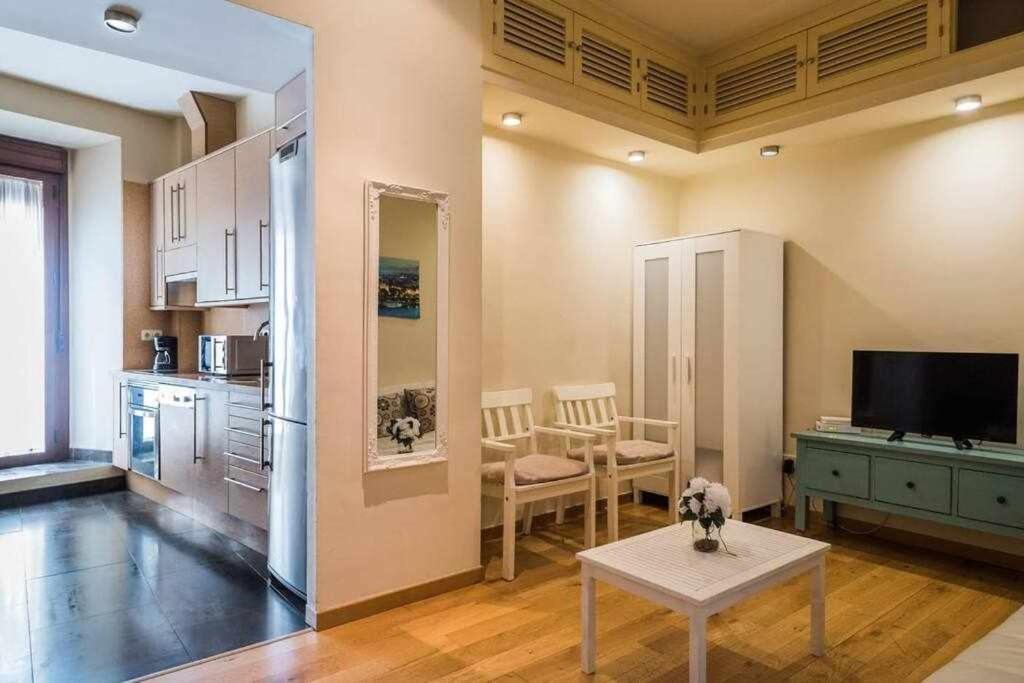 Casa Con Piscina Junto Catedral De Sevilla ภายนอก รูปภาพ